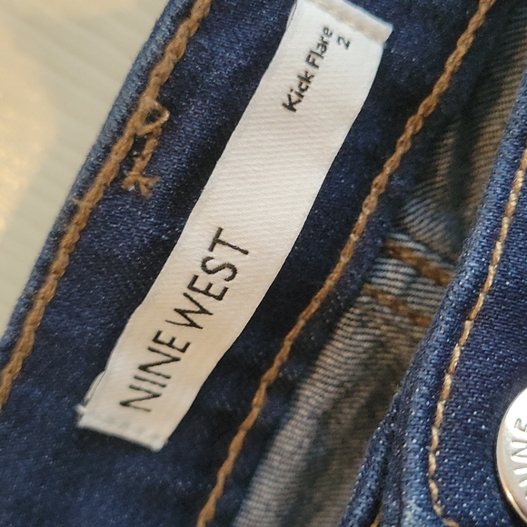 3/$18 - Nine West Dark Wash Jeans - Picture 4 of 5